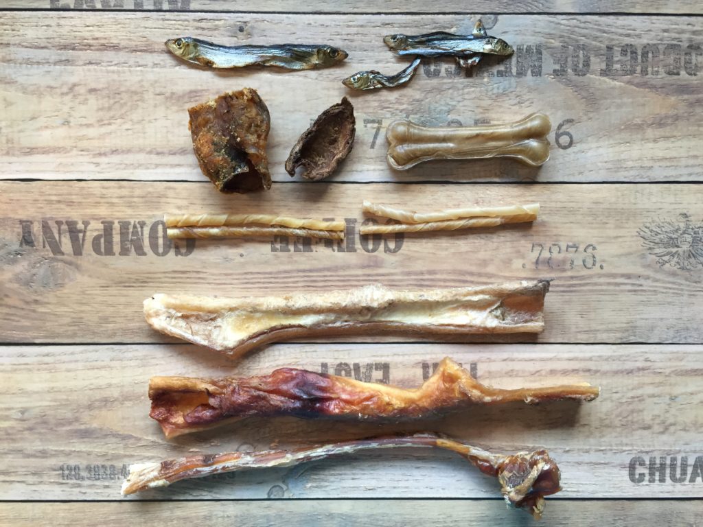 Kauartikel für Hunde - Kausnack - Kauspielzeug - Knochen
